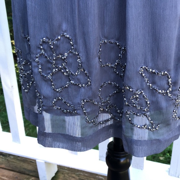 Jennifer Lopez Skirt size XL grey with gorgeous beading and fully lined - Picture 3 of 6
